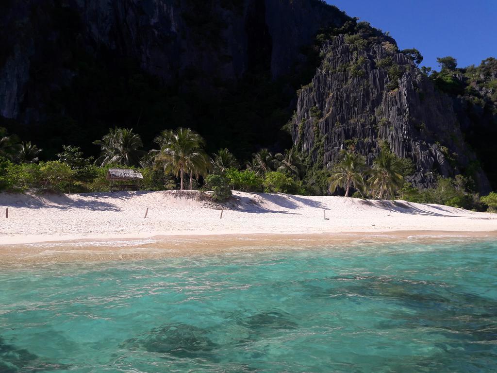 Alam Indah Beach Resort Busuanga Exterior photo